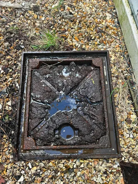 blocked drain grimsby